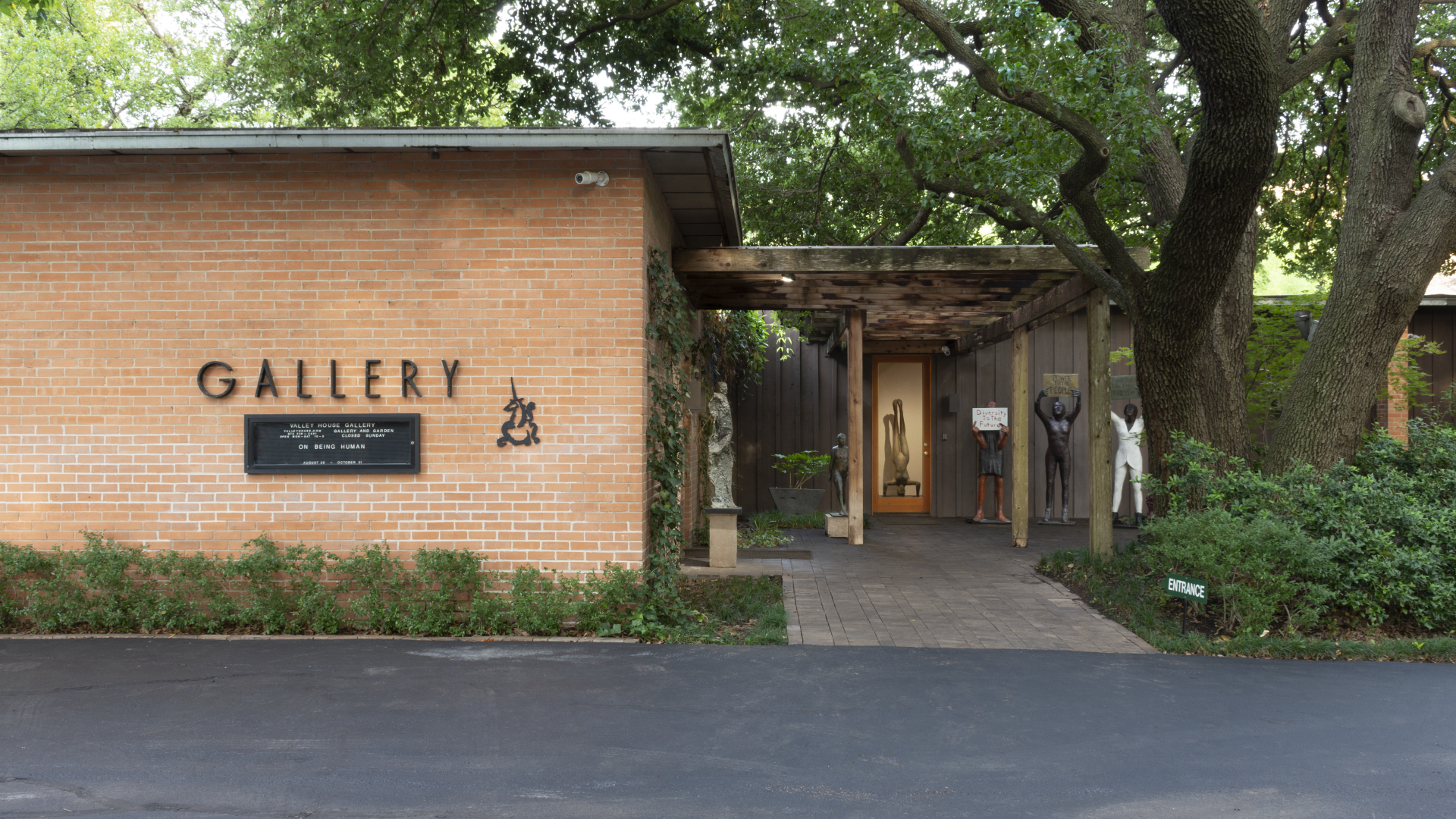 Valley House Gallery & Sculpture Garden