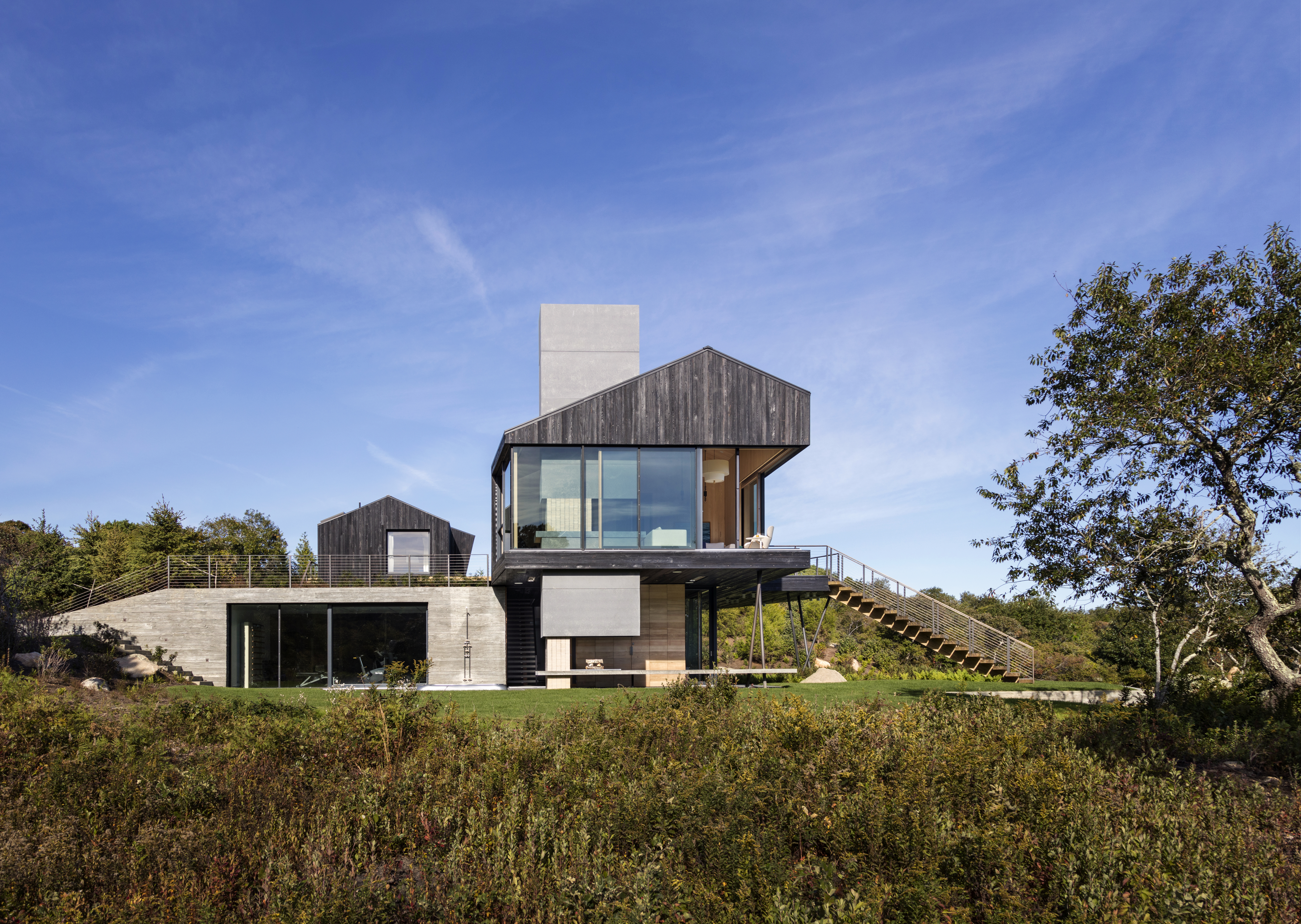 The firm worked with Organschi’s Aaron Schiller of Schiller Projects to develop the Chilmark House, Schiller’s family compound in Martha’s Vineyard.