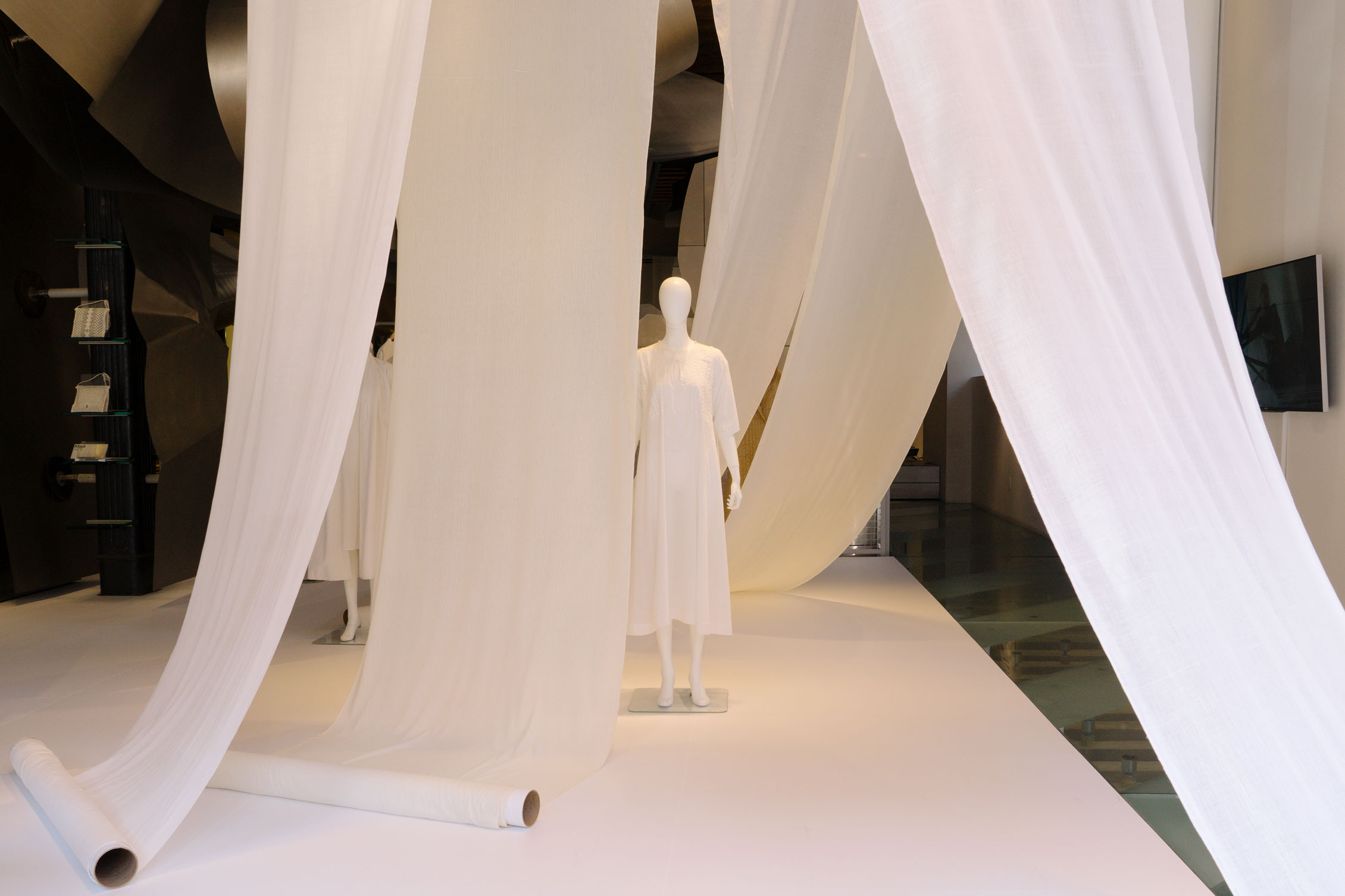 Khadi: Indian Craftsmanship, Courtesy of Issey Miyake Inc.