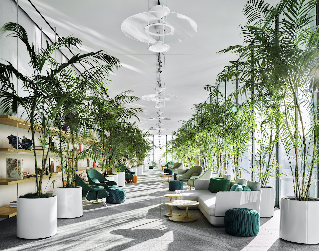 Renzo Piano Building Workshop designed Eighty Seven Park’s lobby interiors, in collaboration with RDAI.