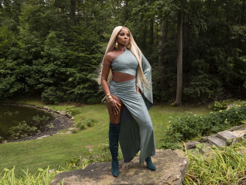 Mary J. Blige's Power Look Available Now! - Simone I. Smith