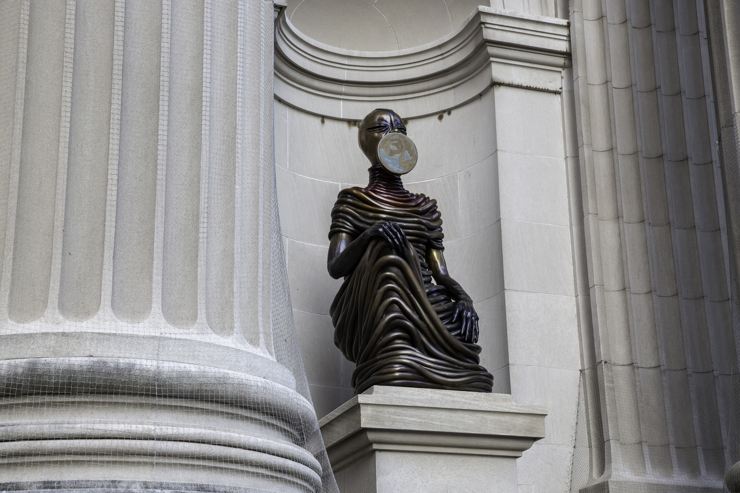 Installation view of Wangechi Mutu’s The Seated I, (2019) on the steps of the Metropolitan Museum of Art in New York. Courtesy of the Artist and Gladstone Gallery, New York and Brussels. Photo by Bruce Schwarz.