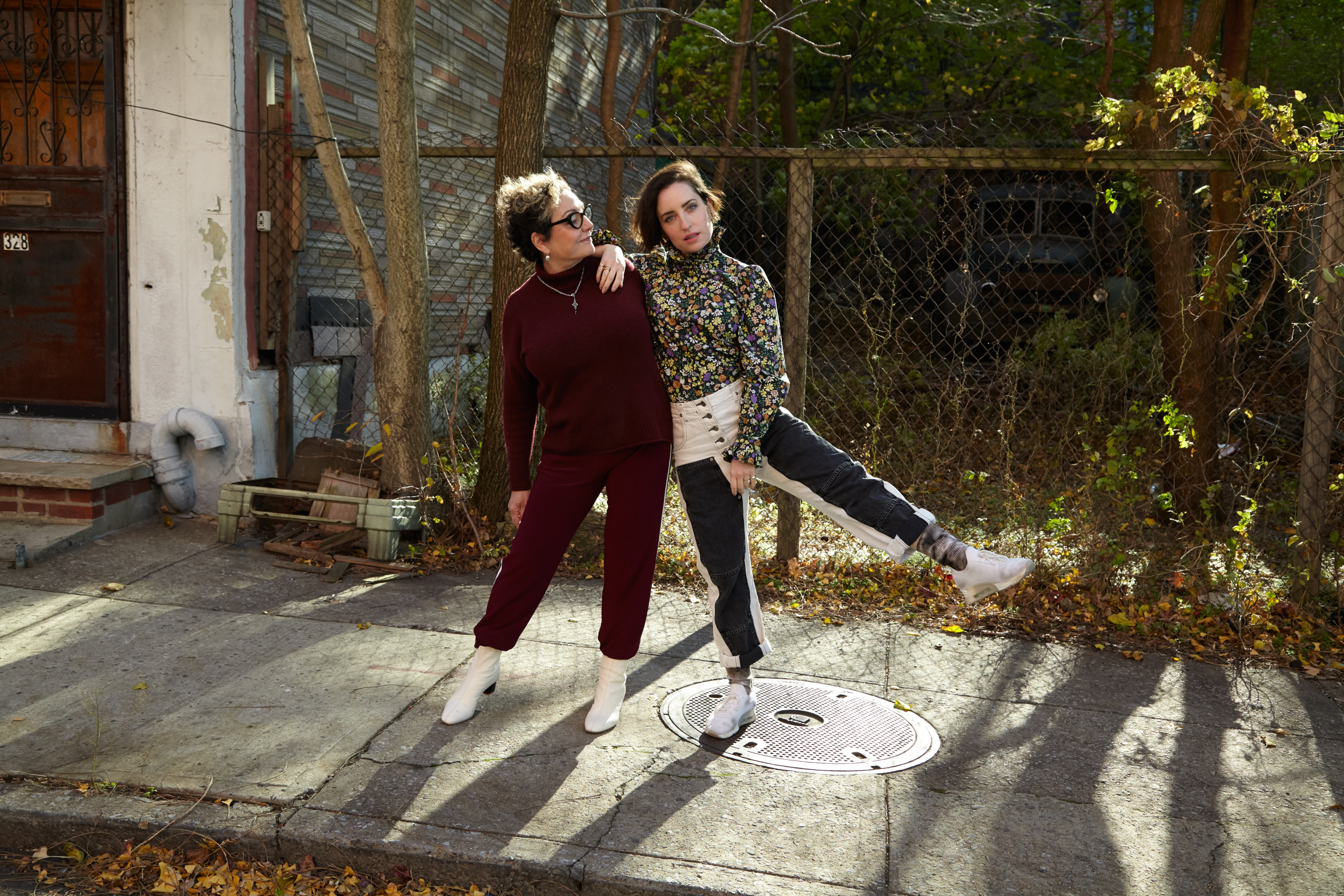 Ardele Lister and Zoe Lister-Jones in Brooklyn. Portrait by Isabel Asha Penzlien.