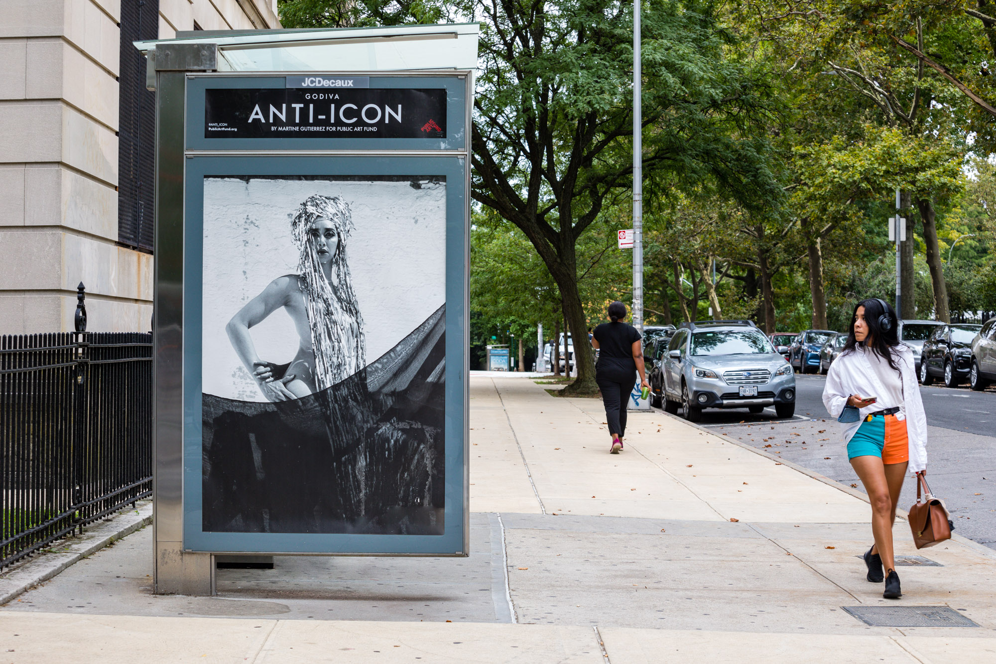 Martine Gutierrez,ANTI-ICON, Godiva, 2021, New York City. All courtesy the artist and RYAN LEE Gallery. All photography by Nicholas Knight, courtesy of Public Art Fund, NY. Photographic work as a part of Martine Gutierrez: ANTI-ICON, an exhibition on 300 JCDecaux bus shelters displayed across New York City, Chicago, and Boston, August 25 to November, 21 2021.