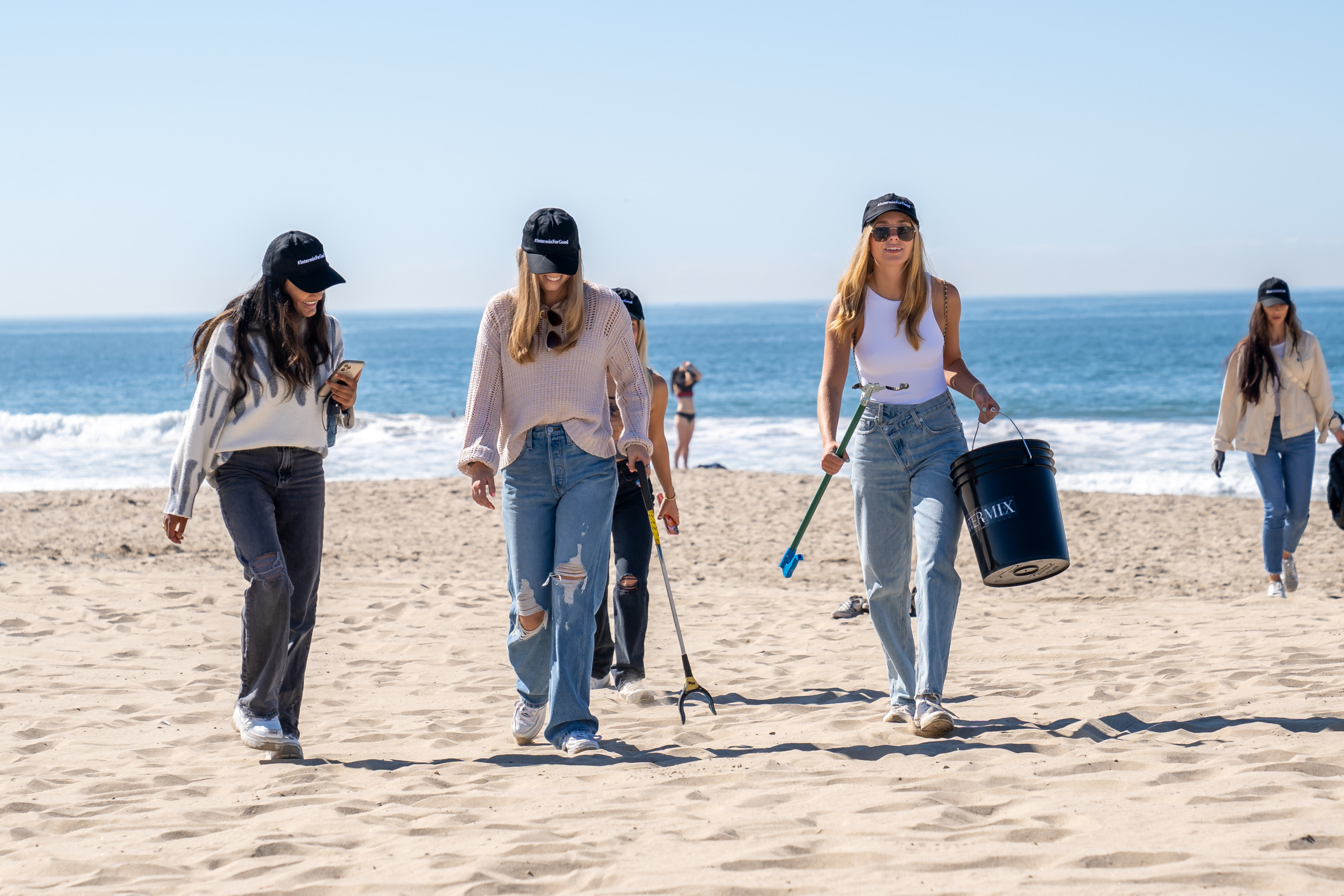 The Venice Beach clean up on the Intermix for Good Tour.