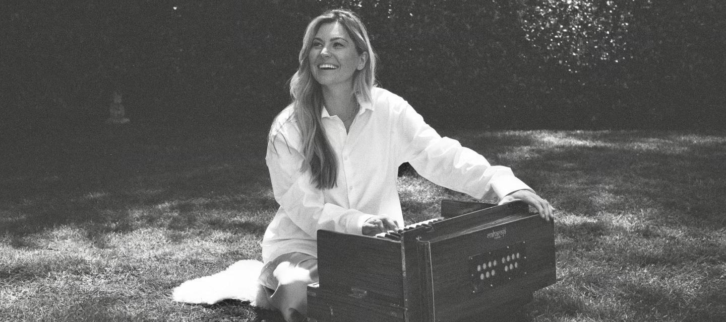 Nousha playing her harmonium in Malibu, California.