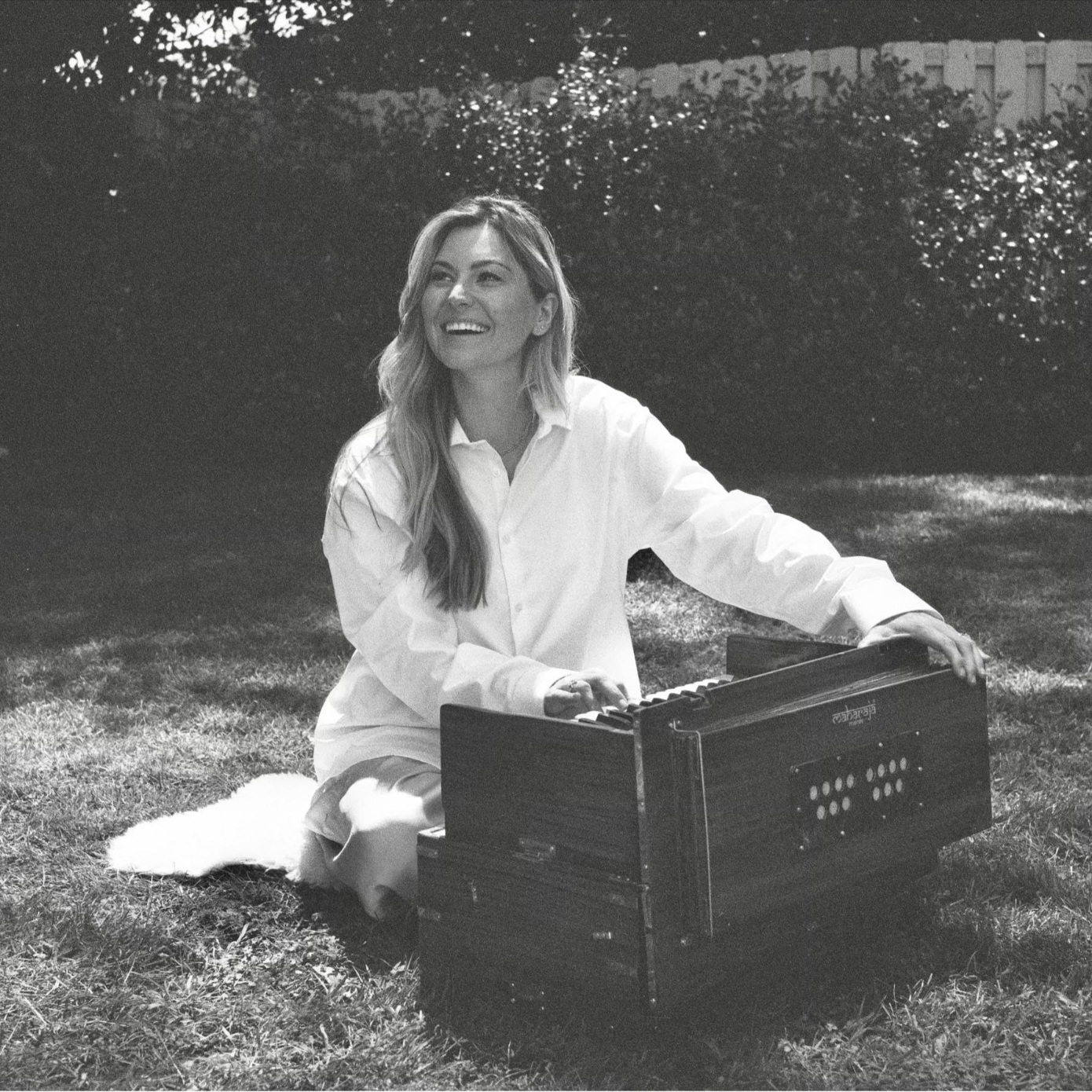 Nousha playing her harmonium in Malibu, California.