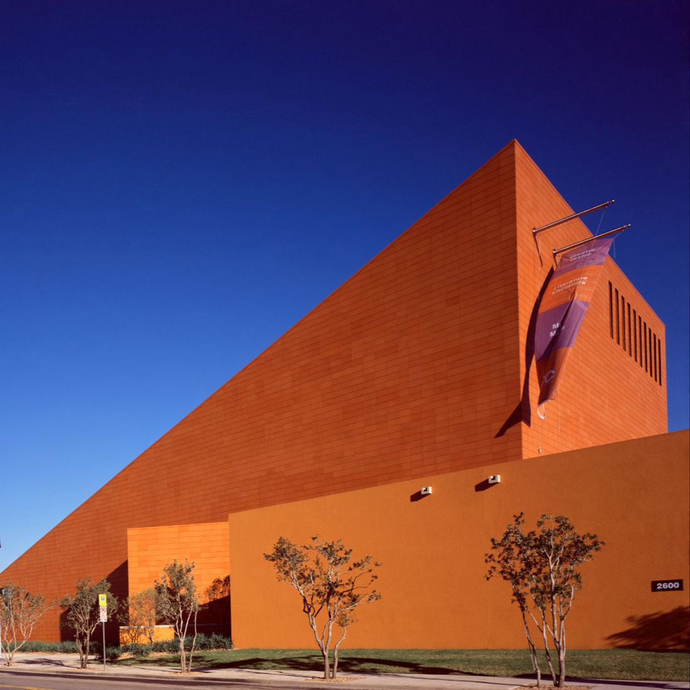latino cultural center dallas
