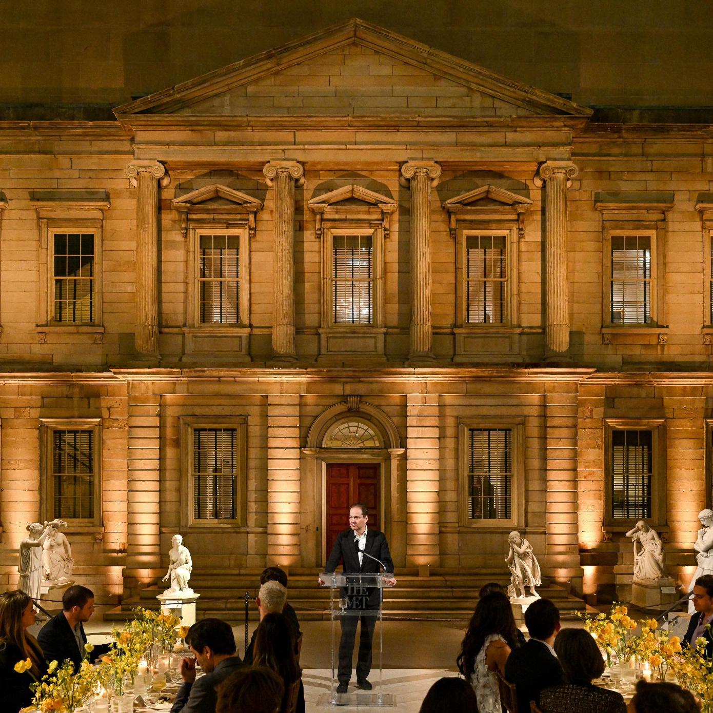 Vanguard_Council_dinner_at_the_Met