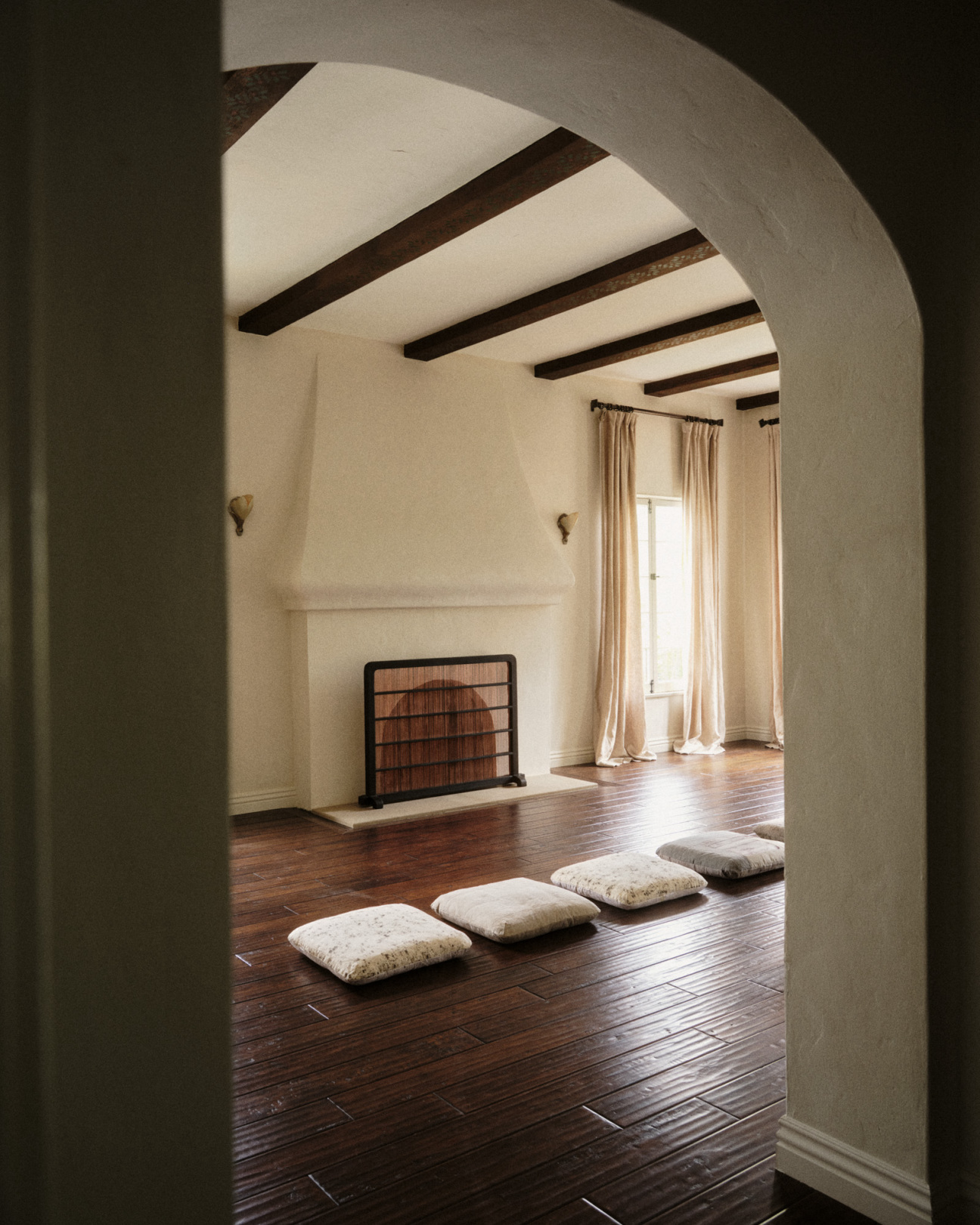 casa-francis-los-angeles