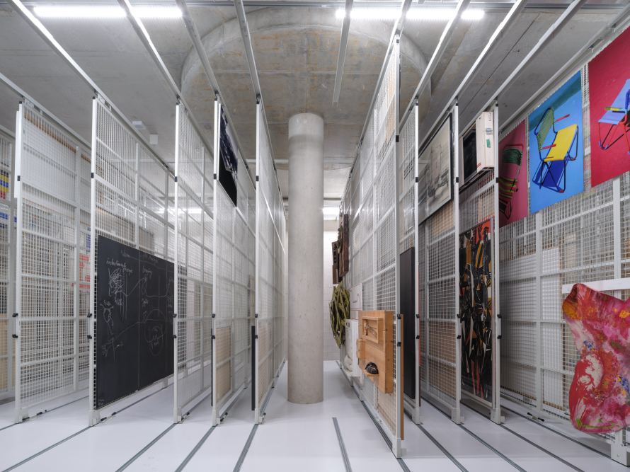 art storage