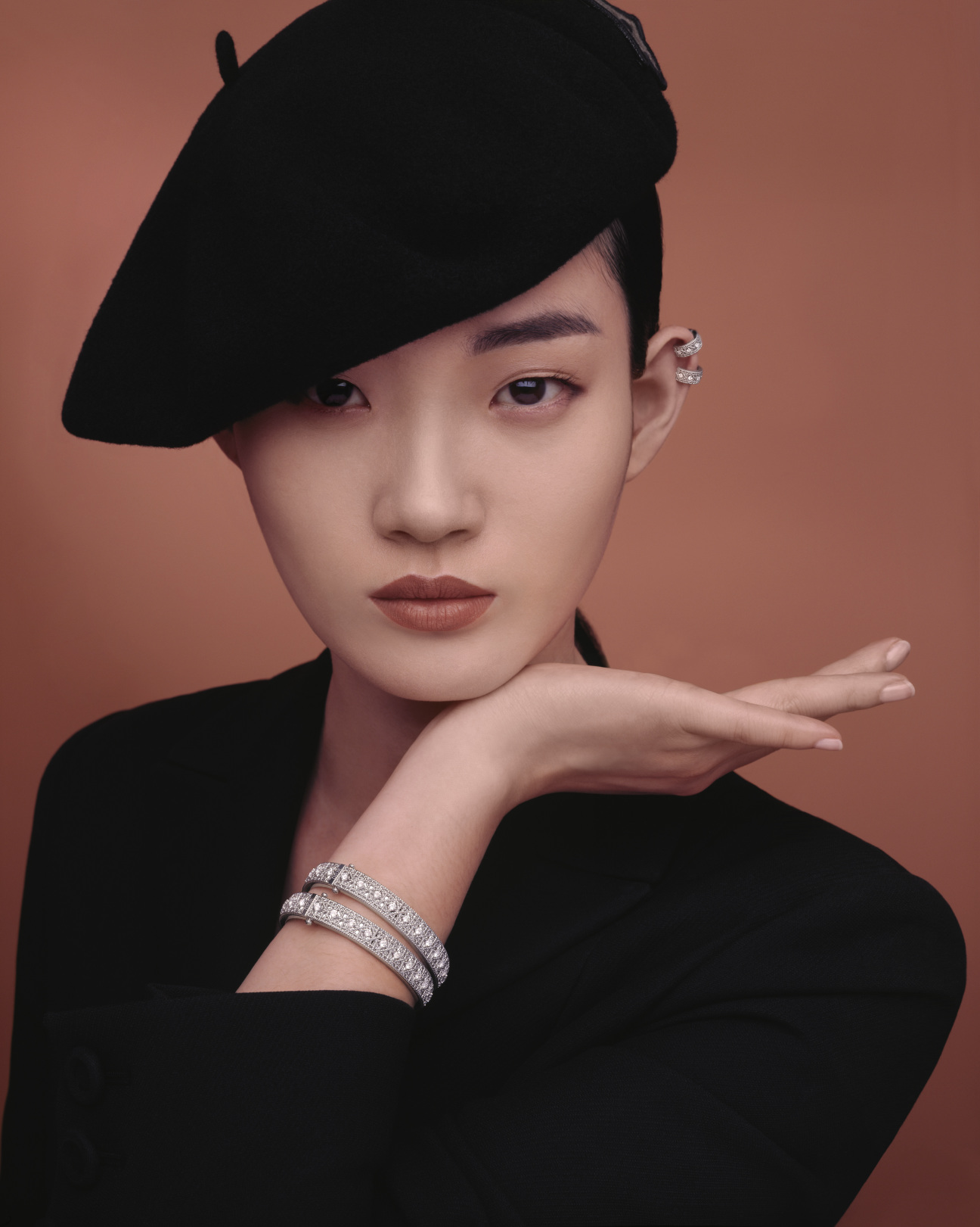 dior-jewelry-fashion-diamonds