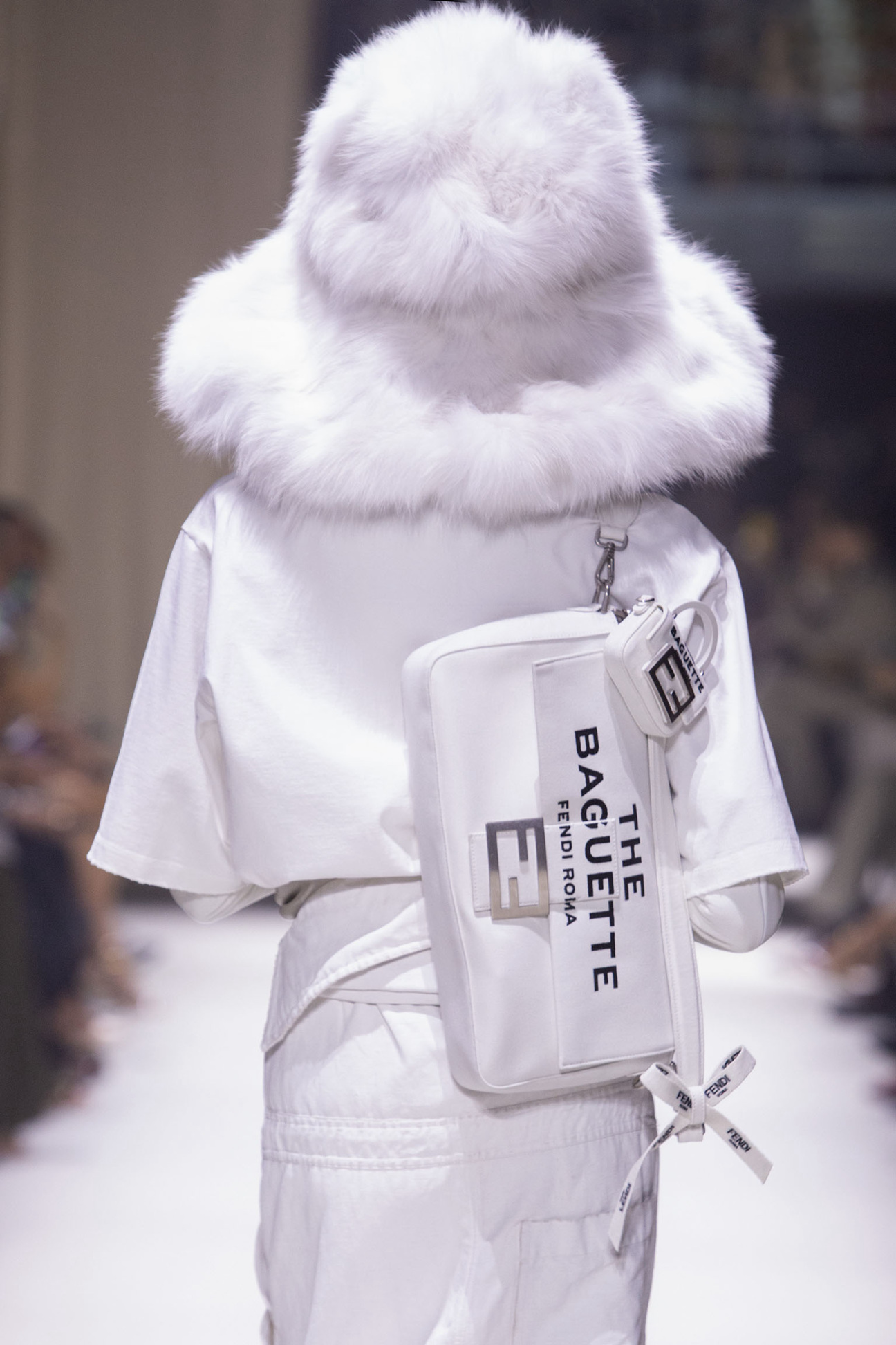 Look from Fendi Baguette Collections
