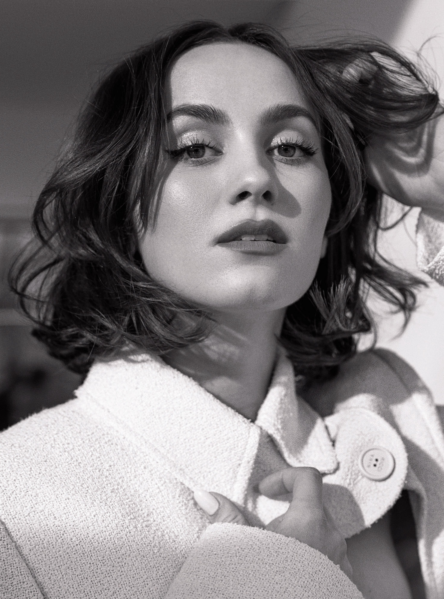 Maude Apatow Talks Family, Beauty, and Things to Do in Paris