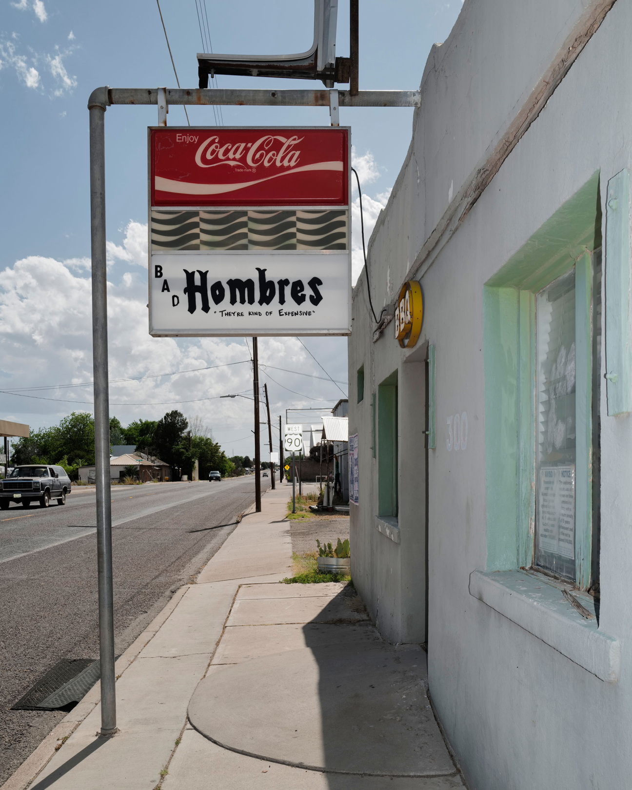 sign outside restaurant in texas