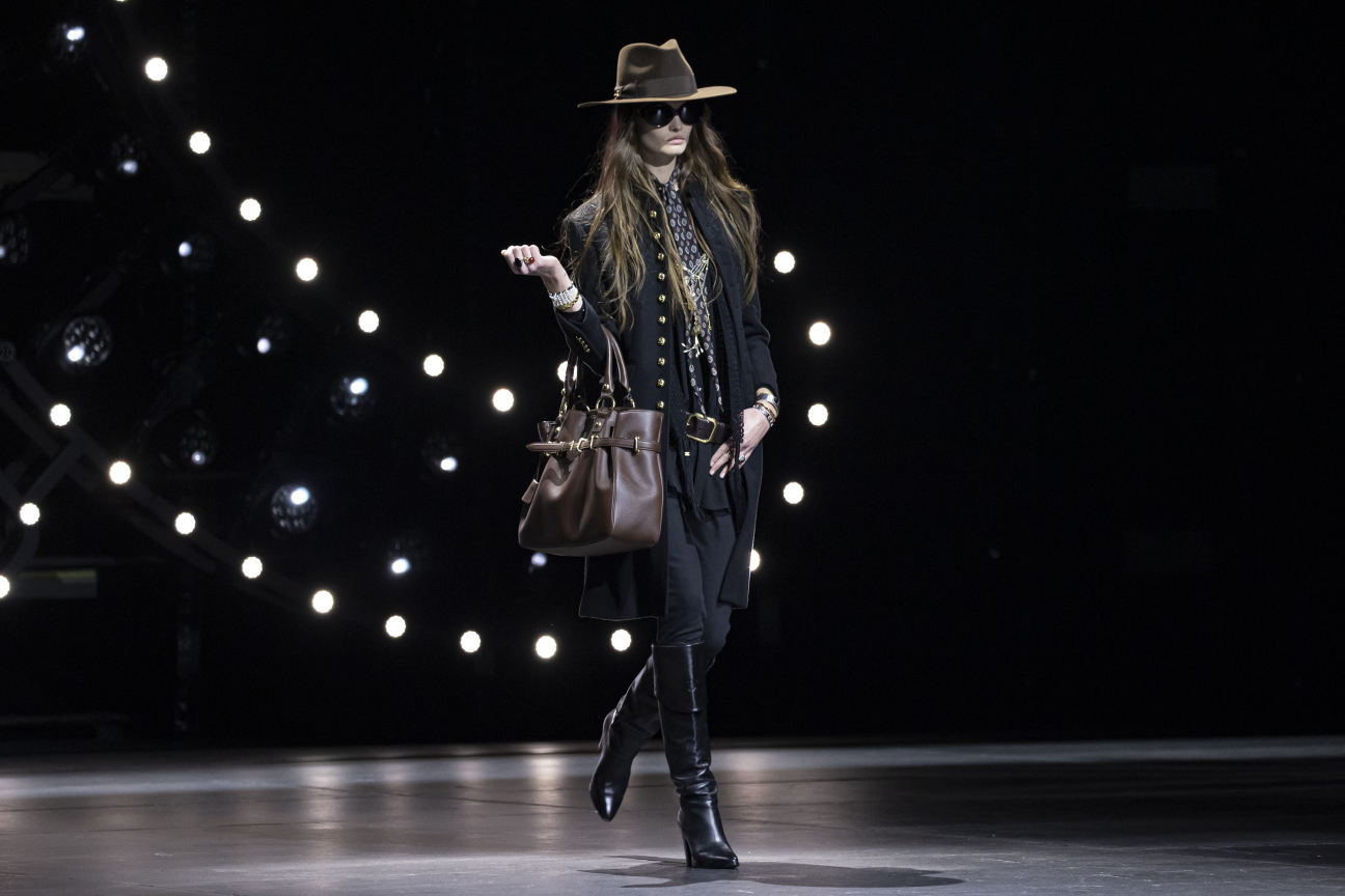 Saint Laurent's Hedi Slimane rocks the L.A. runway with retro-glam zeal -  Los Angeles Times