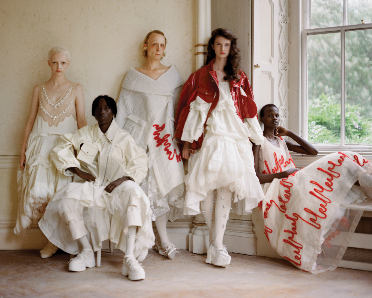 Five models posing in Spring/Summer 2022 by Simone Rocha.