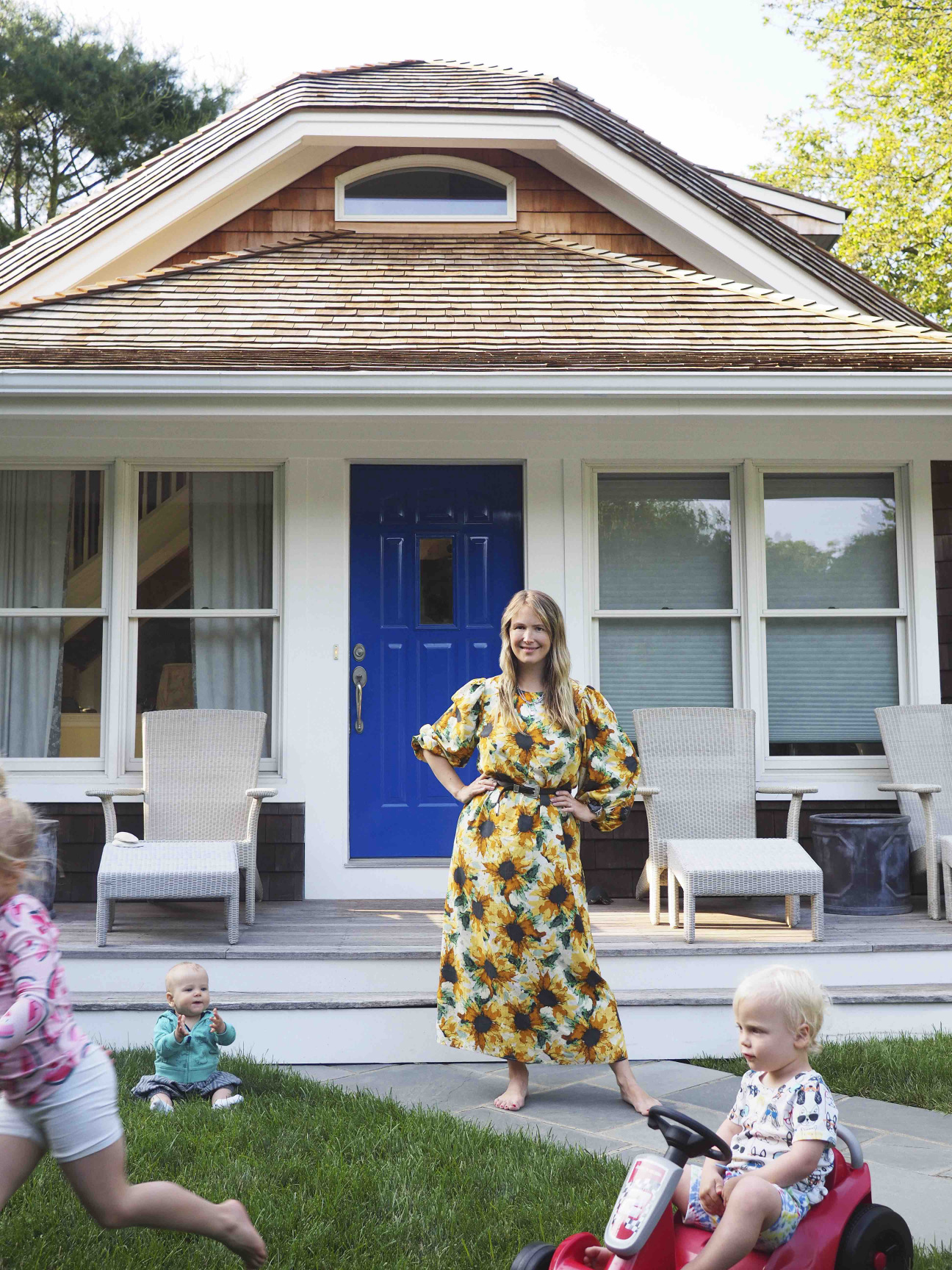 At Home in the Hamptons - Sophie Elgort