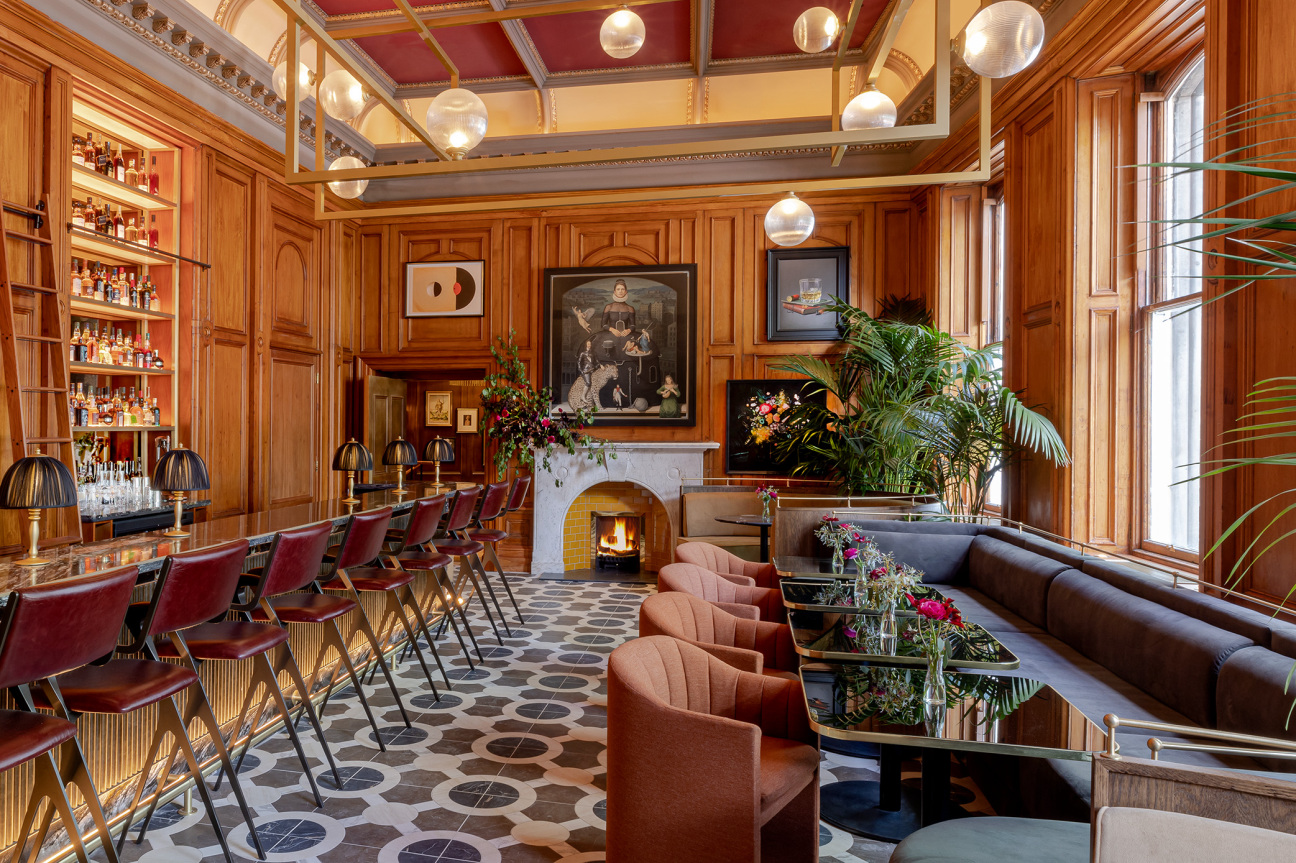 commons-club-bar-virgin-hotels