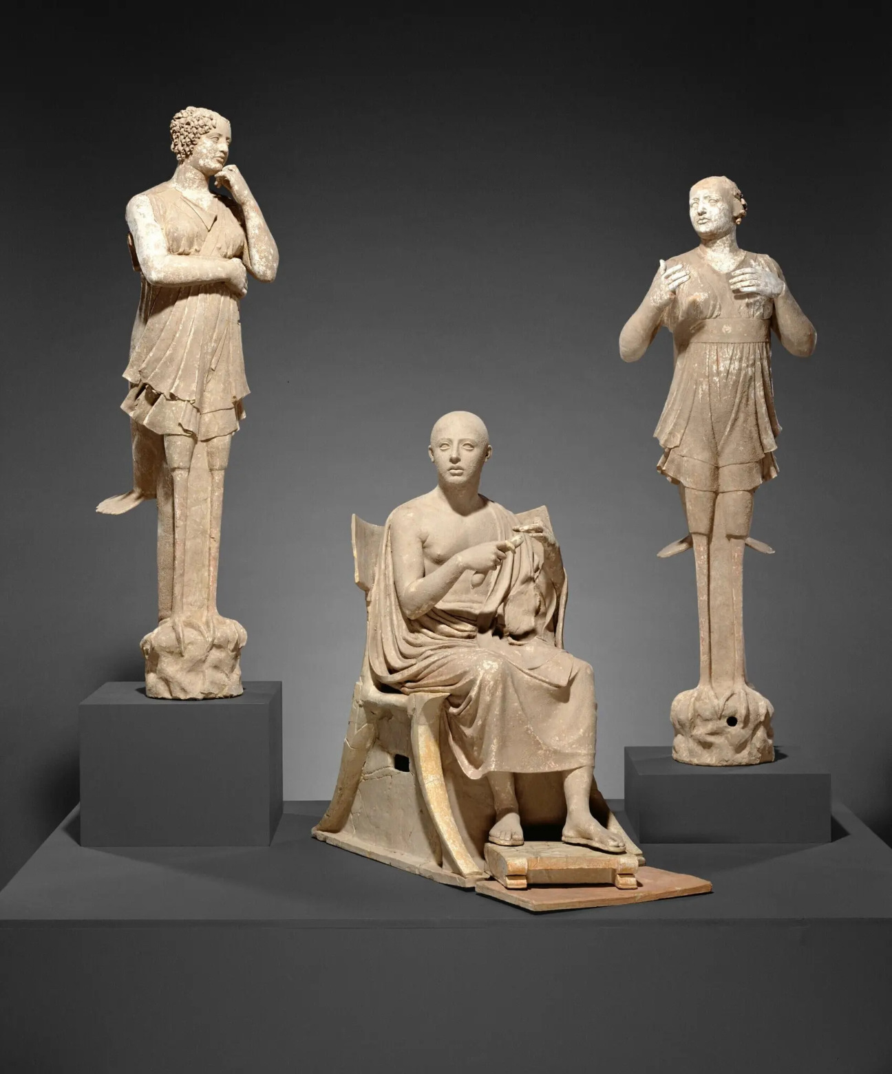 statues-repatriation-museum-looting