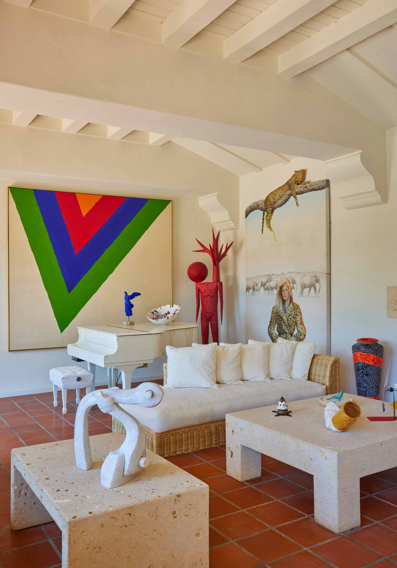 weisman-art-foundation-interiors